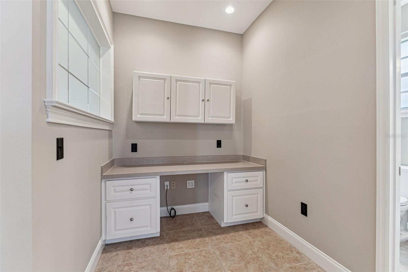 8107 LAKE JAMES BLVD