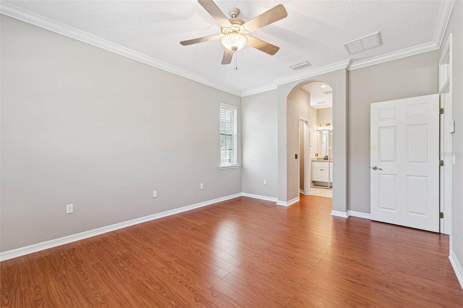 8107 LAKE JAMES BLVD