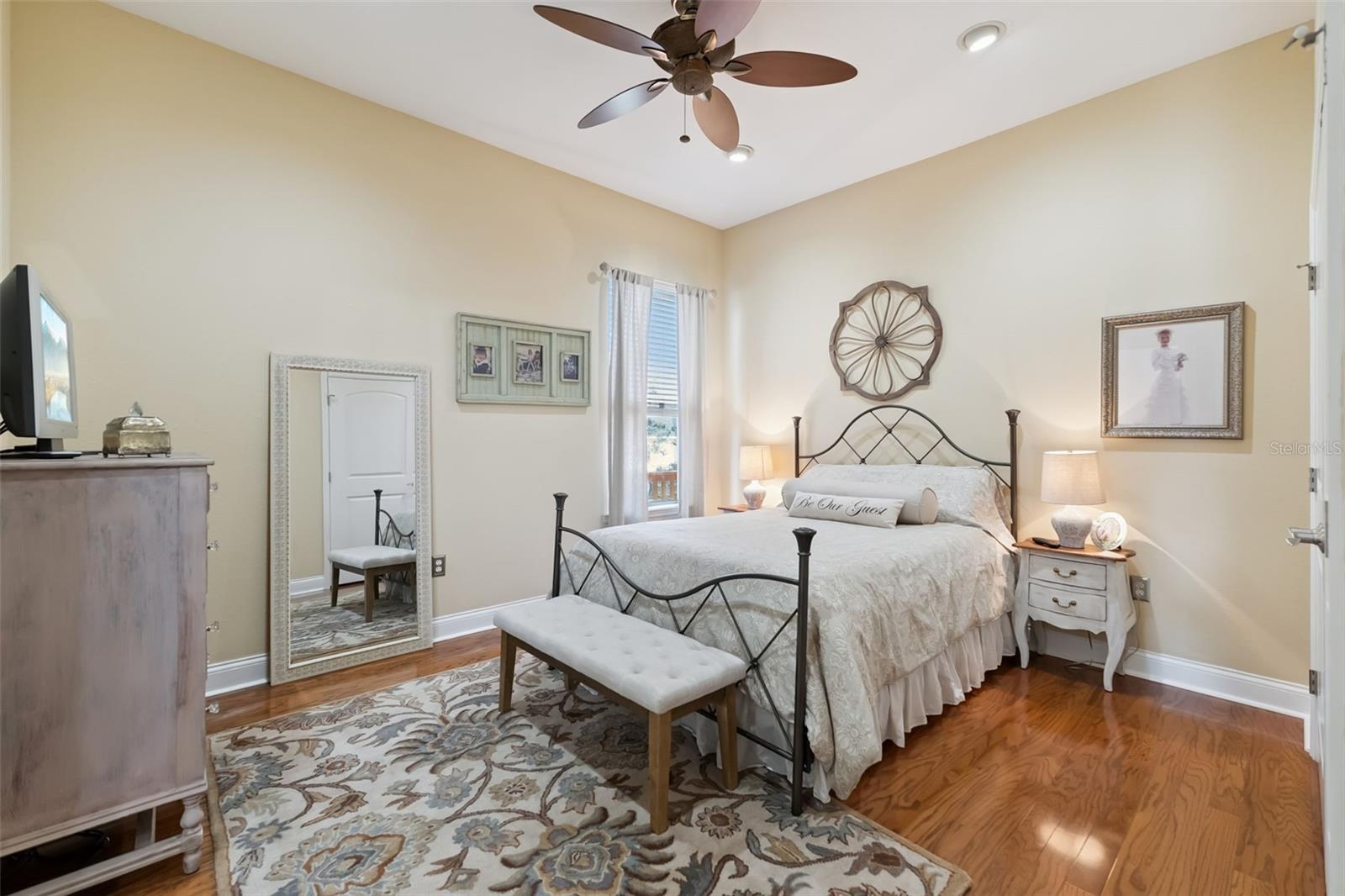 3231 HARBOR BEACH DR