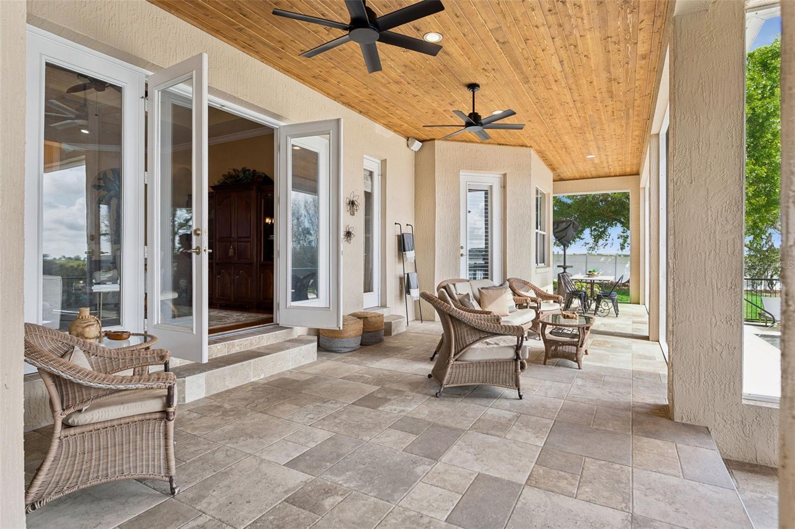 3231 HARBOR BEACH DR