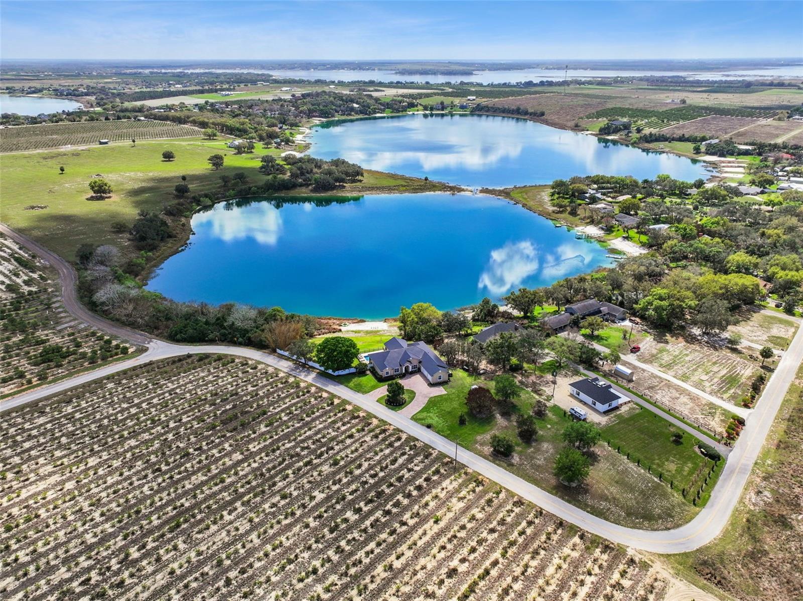 3231 HARBOR BEACH DR