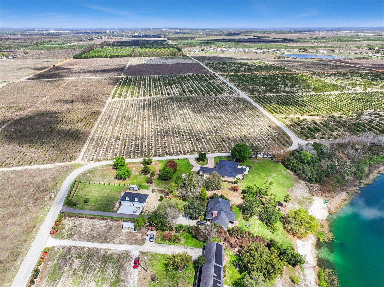 3231 HARBOR BEACH DR