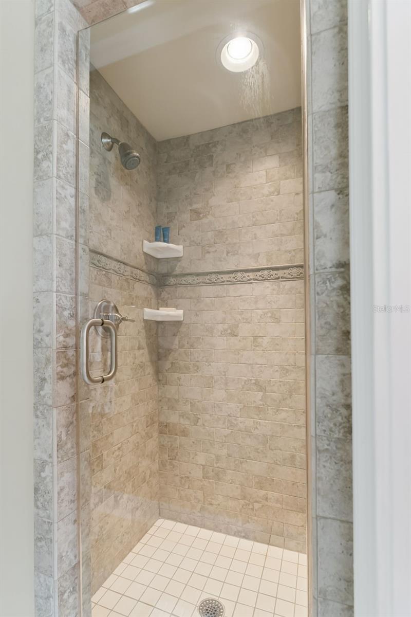 3231 HARBOR BEACH DR