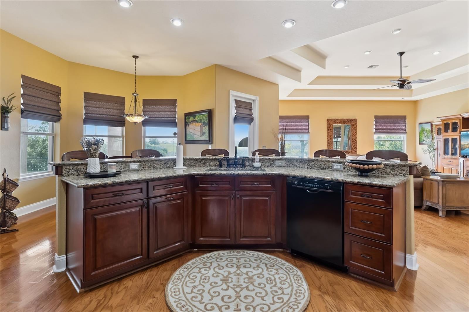 3231 HARBOR BEACH DR