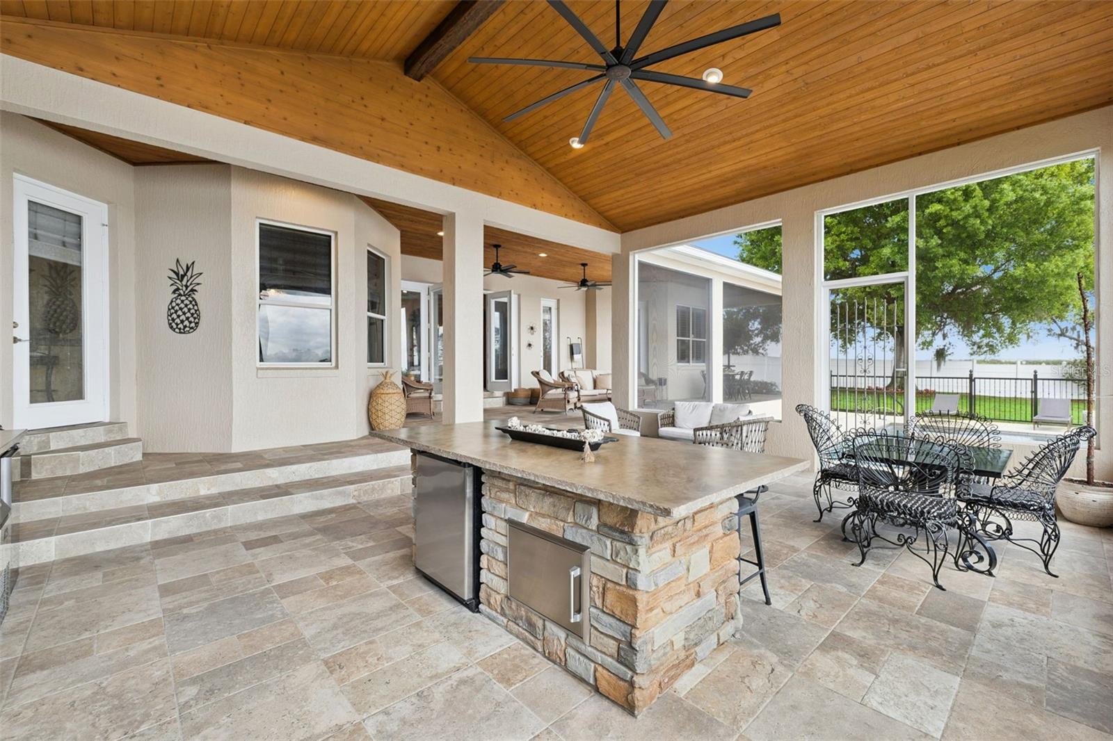 3231 HARBOR BEACH DR