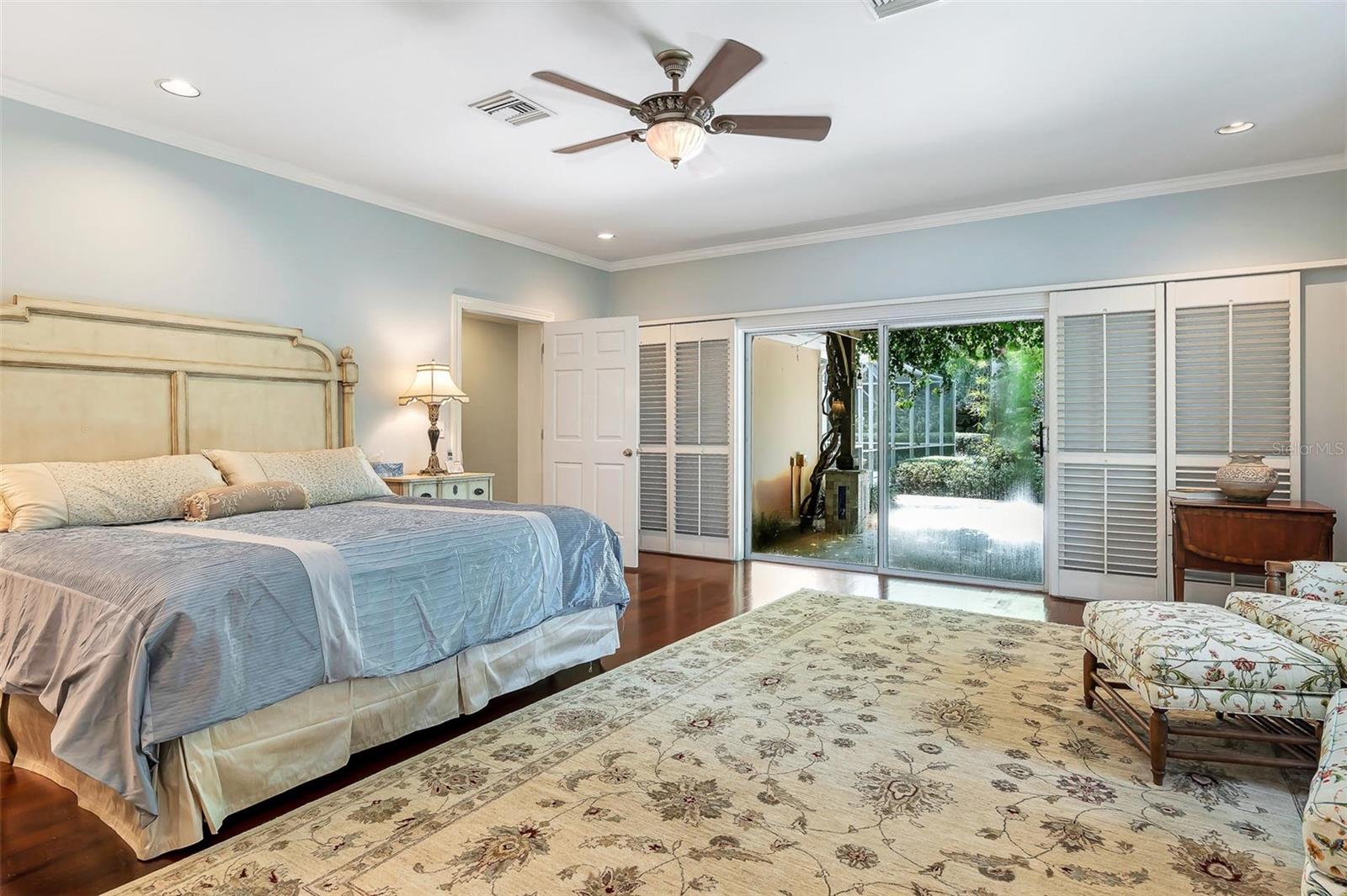 2300 N SCENIC HWY #104