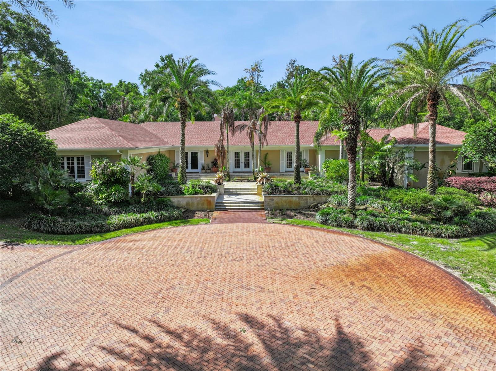 2300 N SCENIC HWY #104