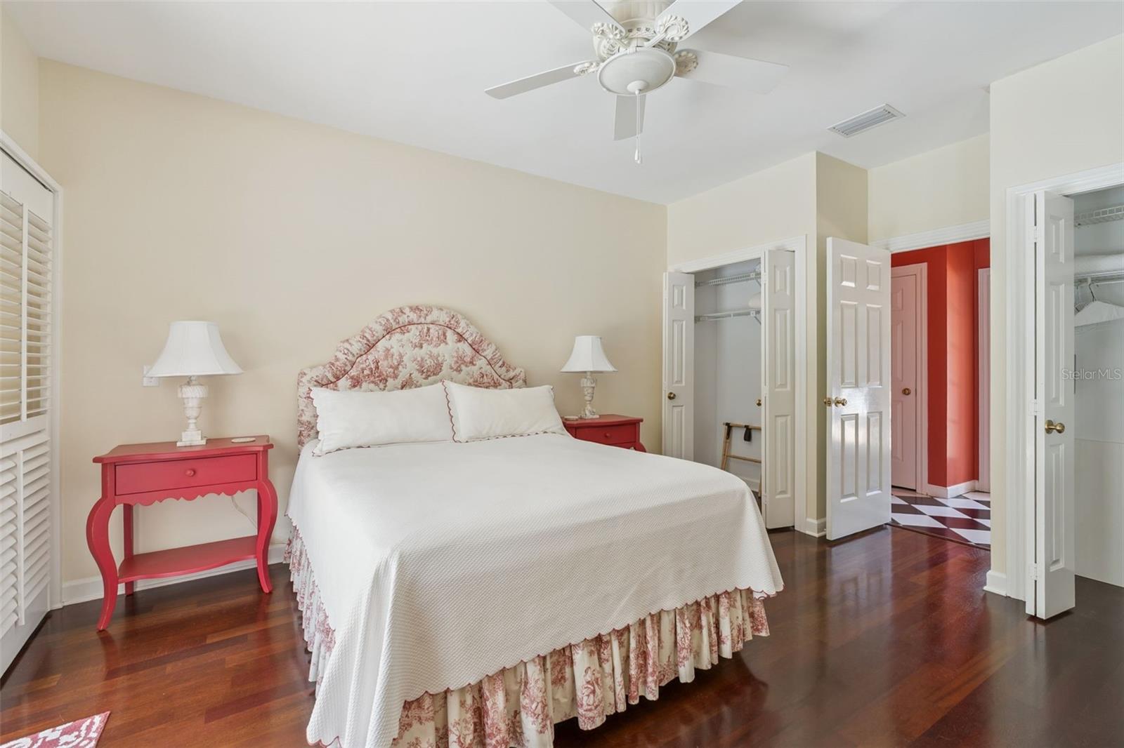 2300 N SCENIC HWY #104