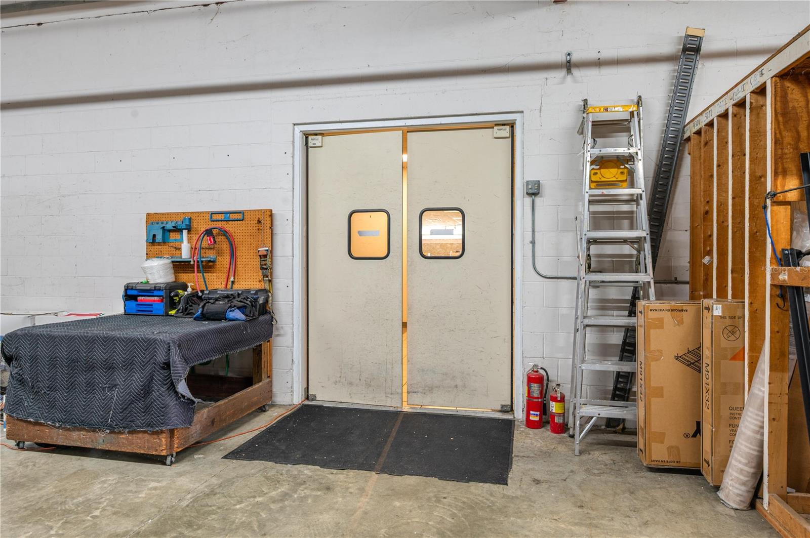 126 STATE ROAD 60 W