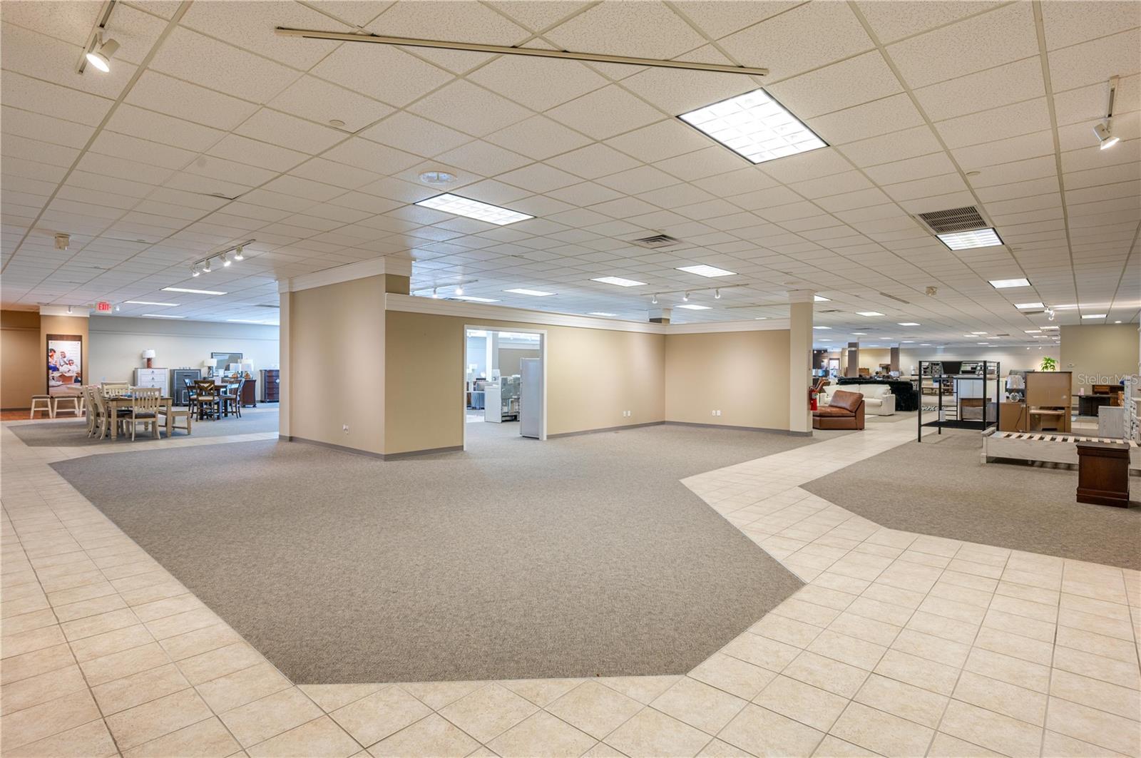 126 STATE ROAD 60 W