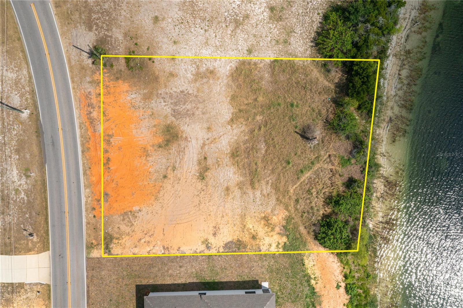 842 EAGLE LAKE LOOP RD