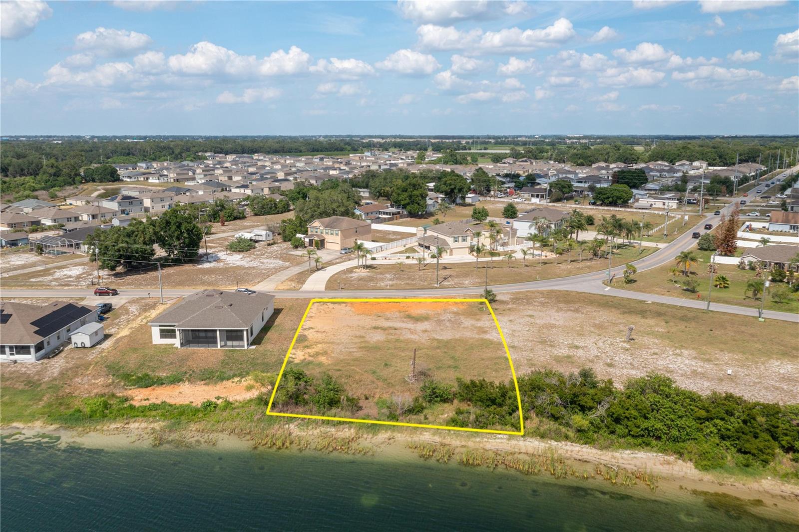 842 EAGLE LAKE LOOP RD