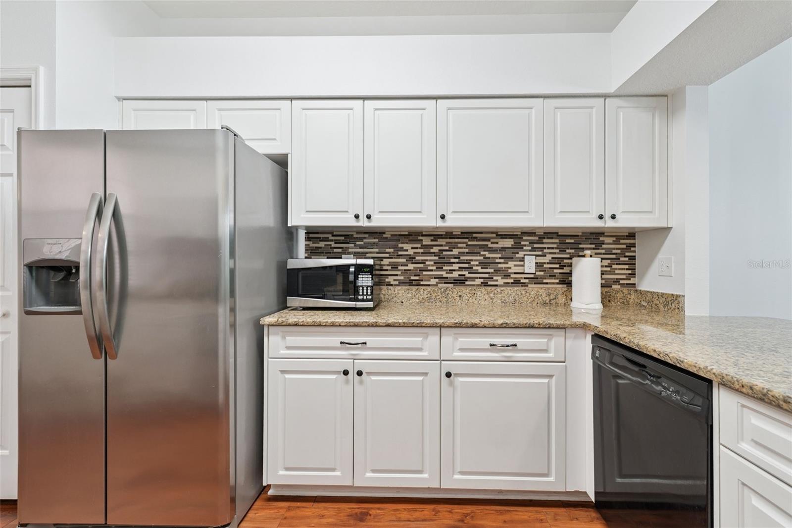 10 ENCLAVE DR