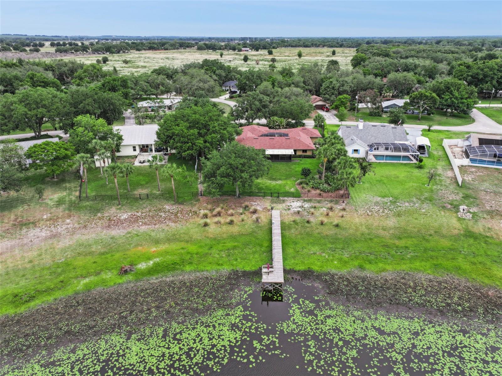1041 COUNTRY LAKE CIR