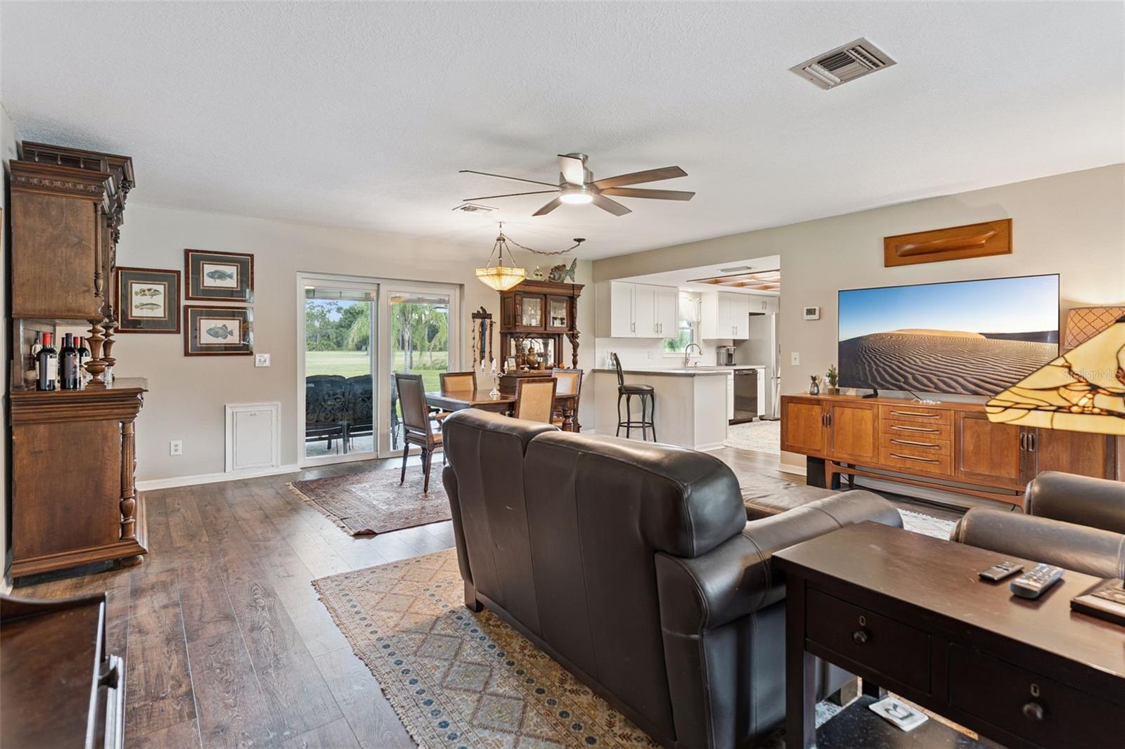 7651 LIMONIA DR