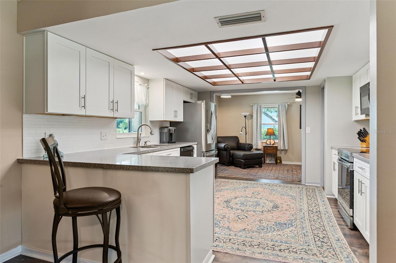 7651 LIMONIA DR