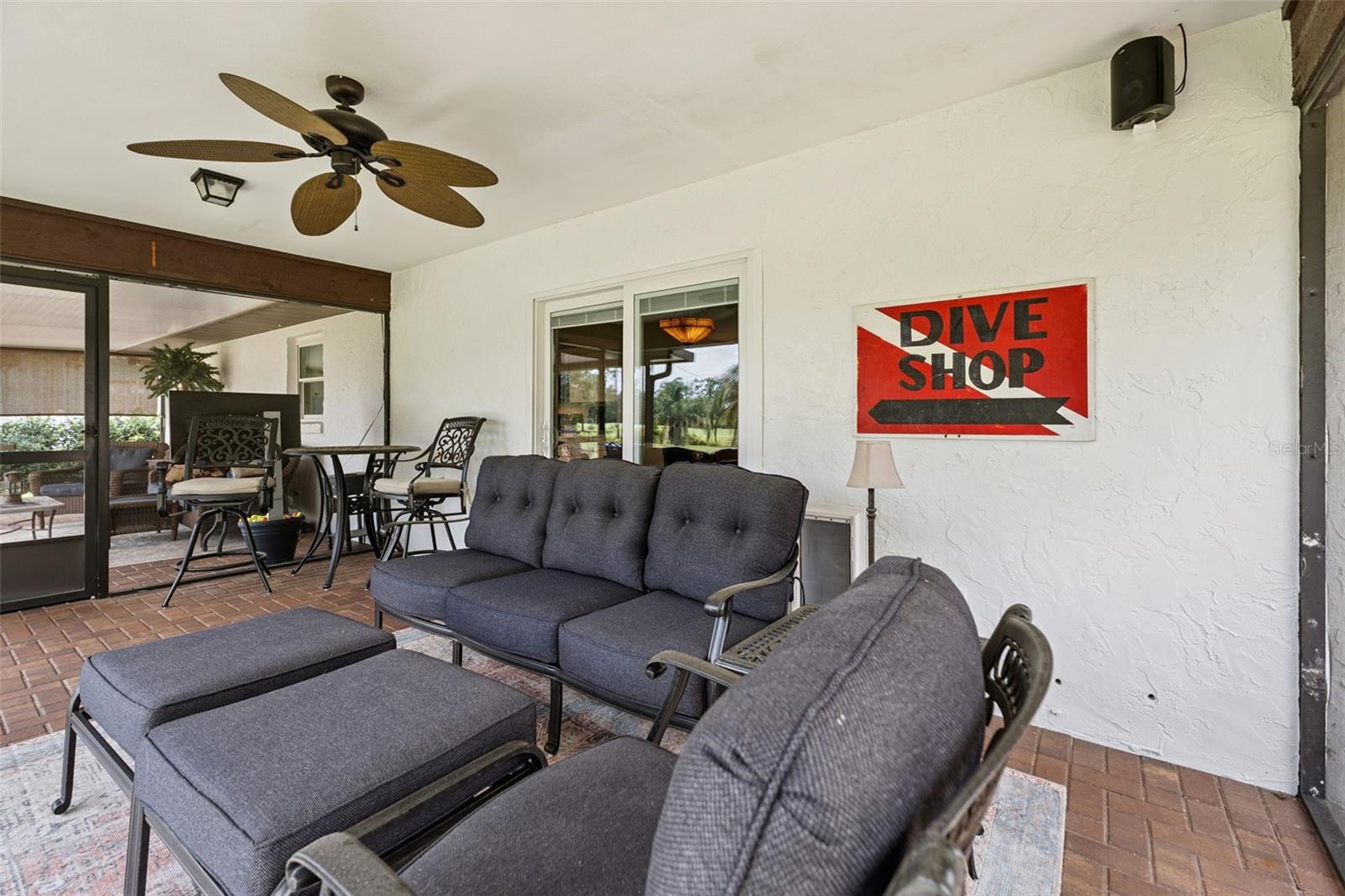 7651 LIMONIA DR