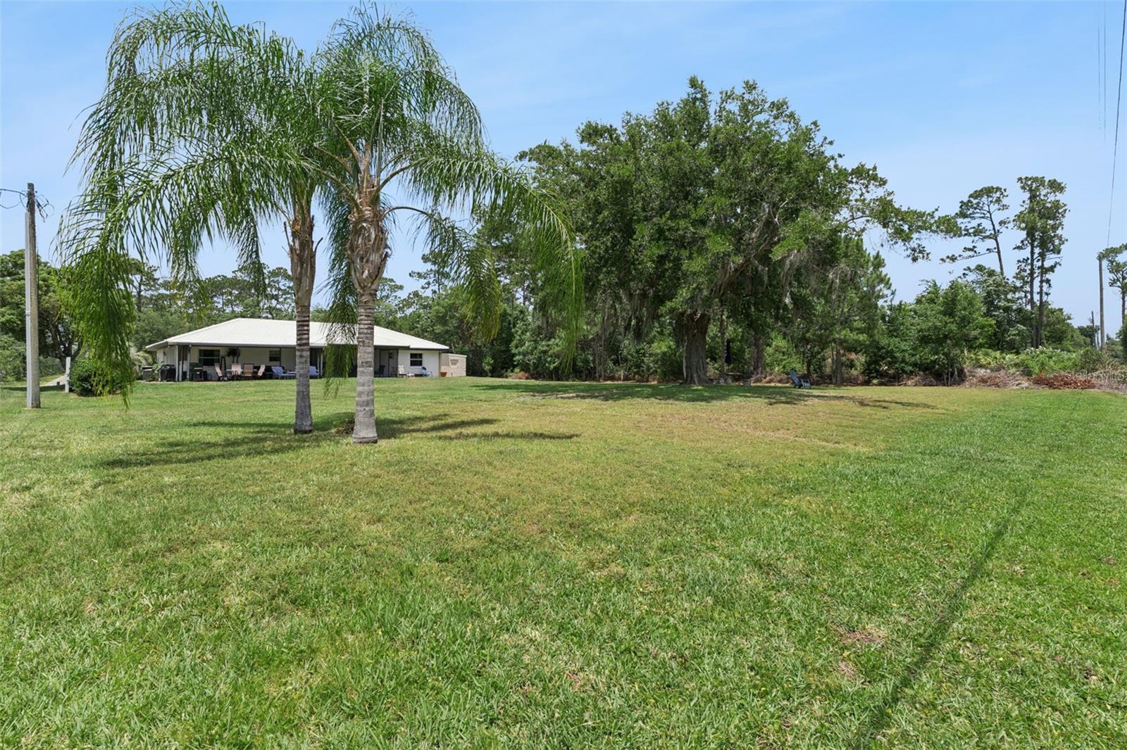 7651 LIMONIA DR