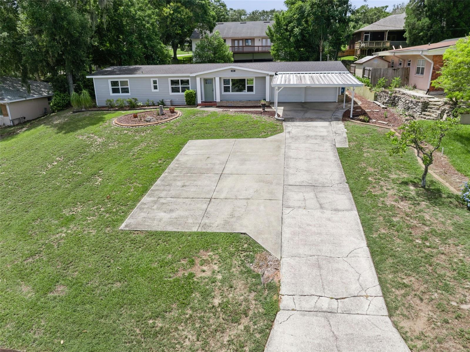 1024 SUNSET DR