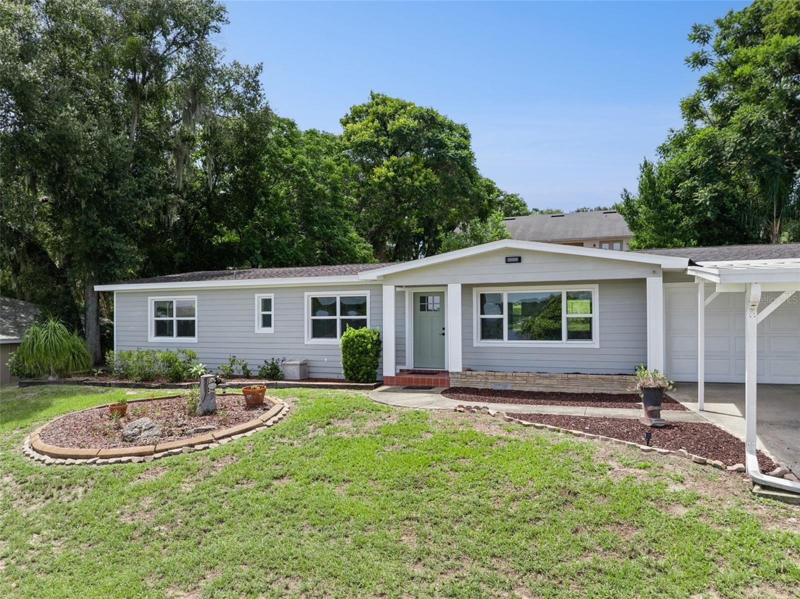 1024 SUNSET DR