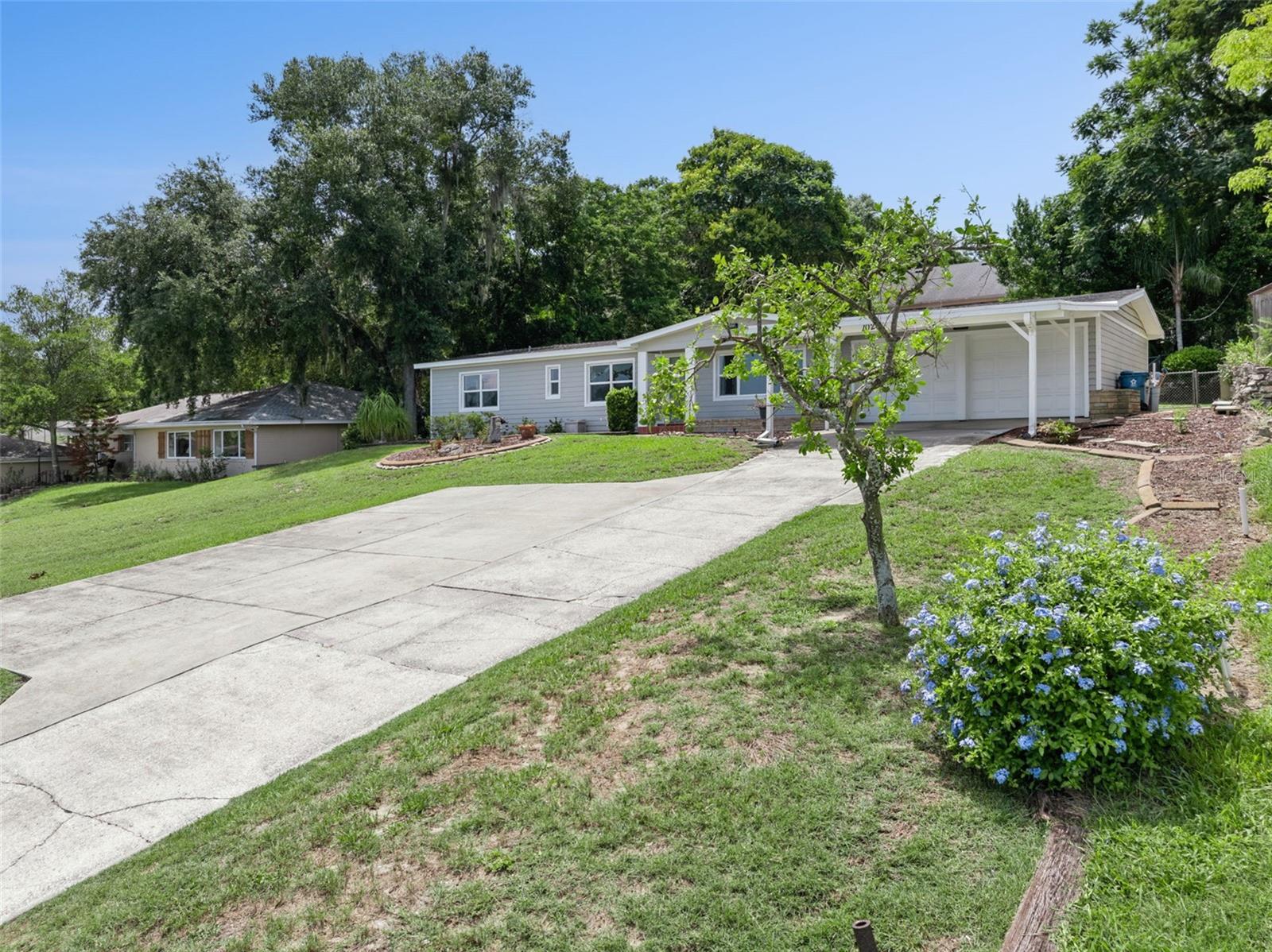 1024 SUNSET DR