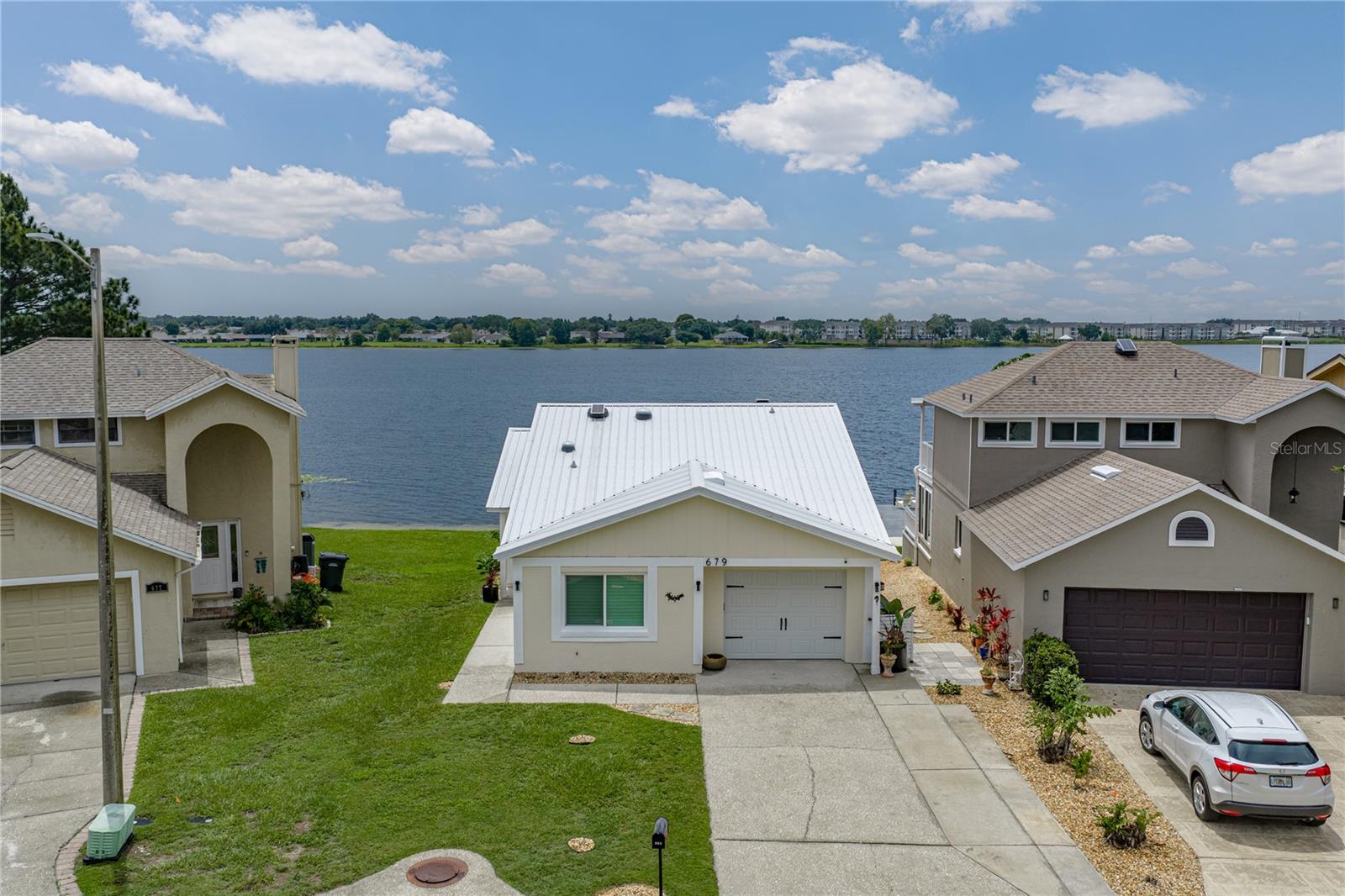 679 LAKE DEXTER CIR