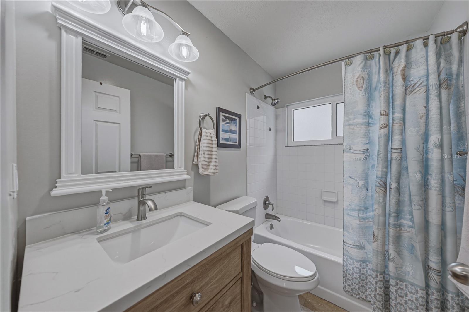 679 LAKE DEXTER CIR