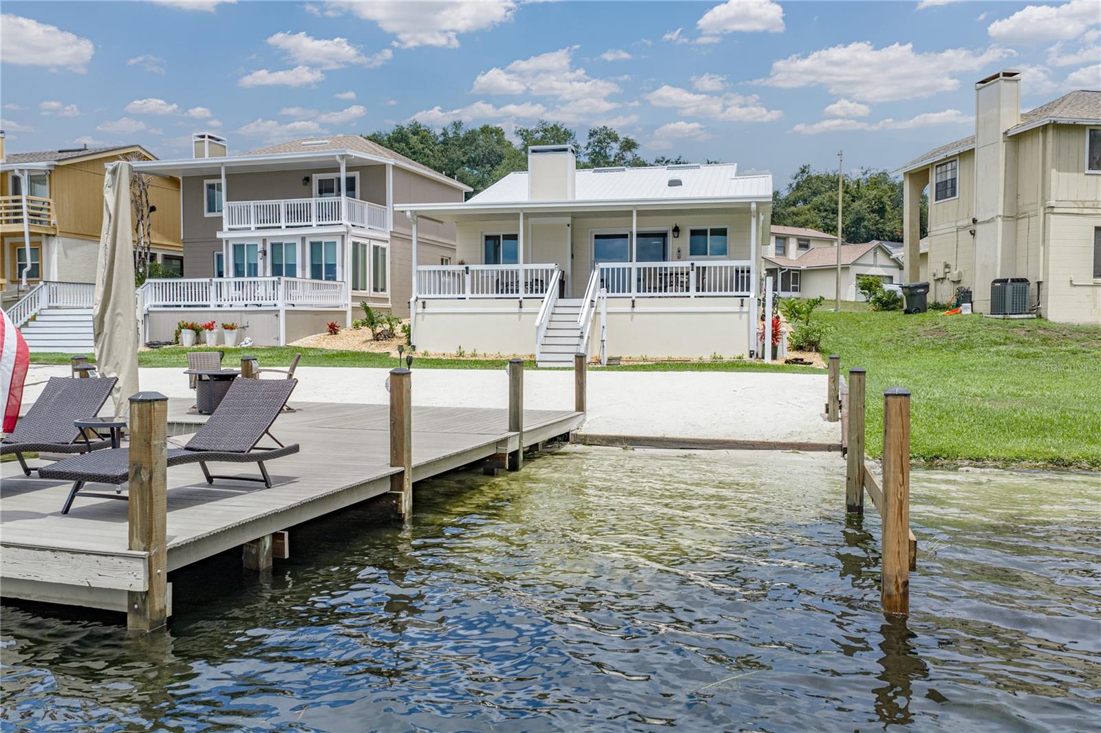 679 LAKE DEXTER CIR