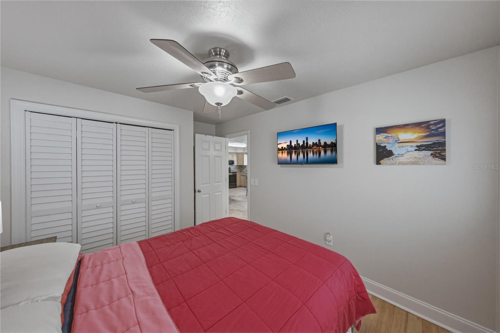 679 LAKE DEXTER CIR