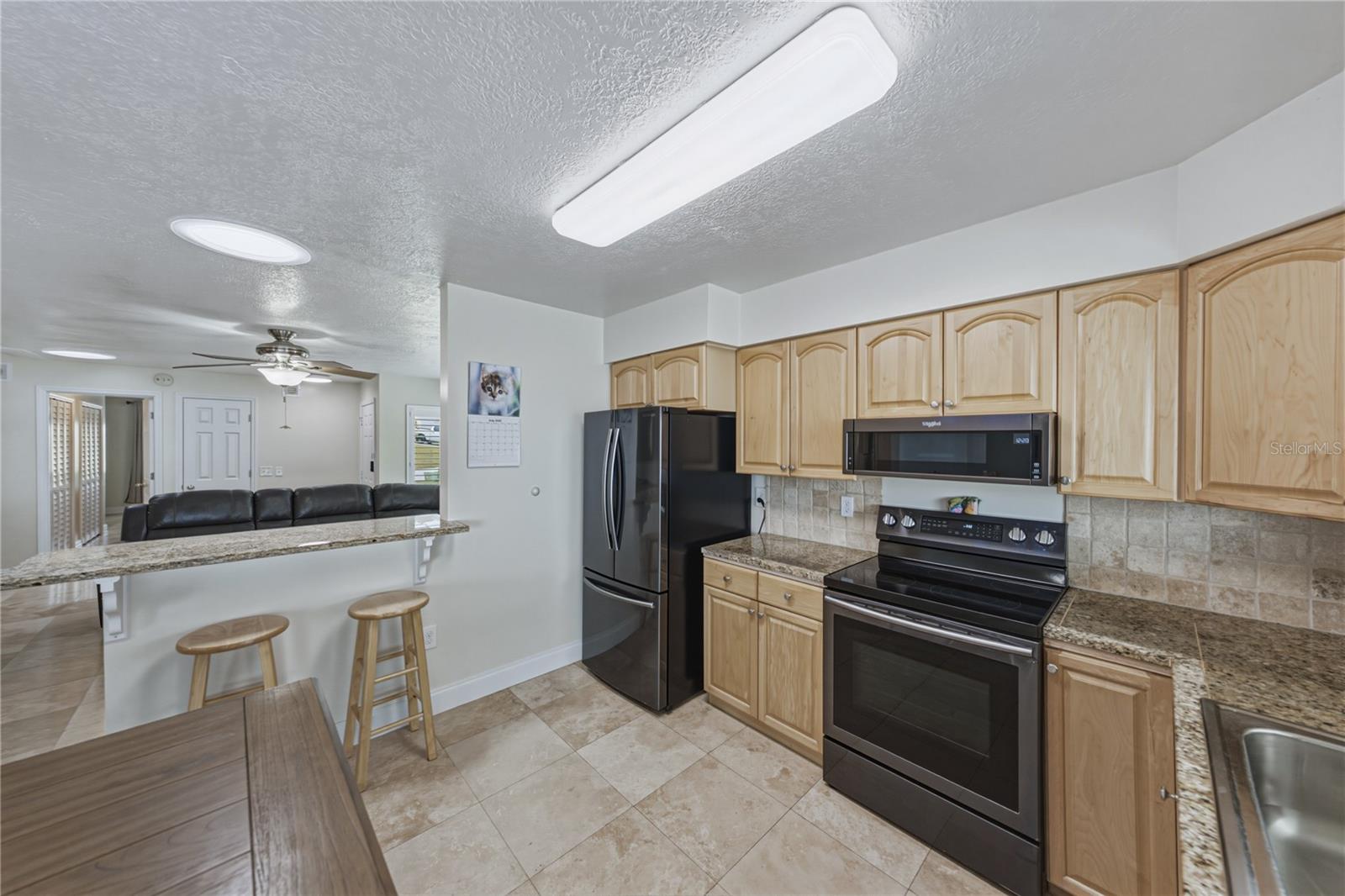 679 LAKE DEXTER CIR