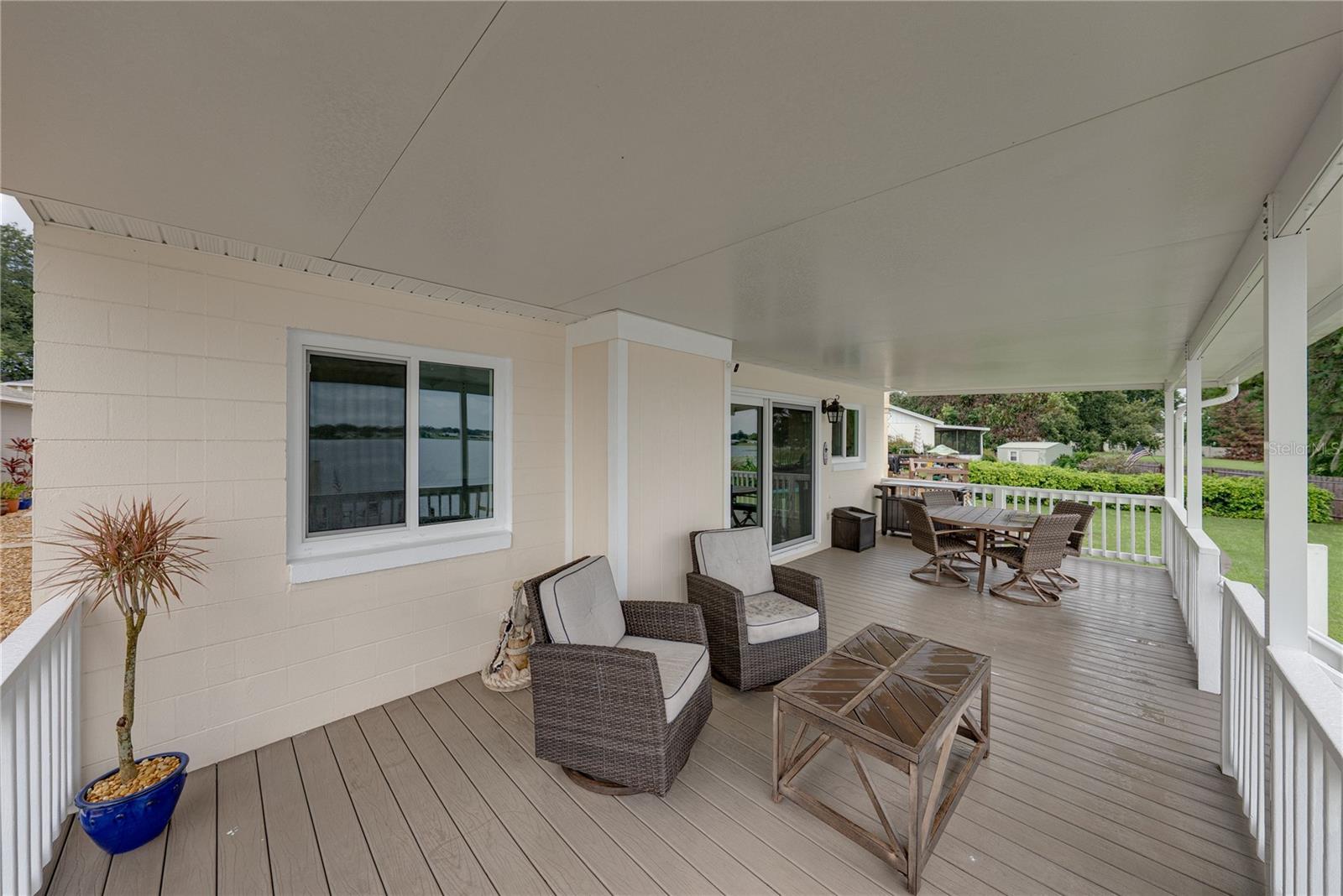 679 LAKE DEXTER CIR