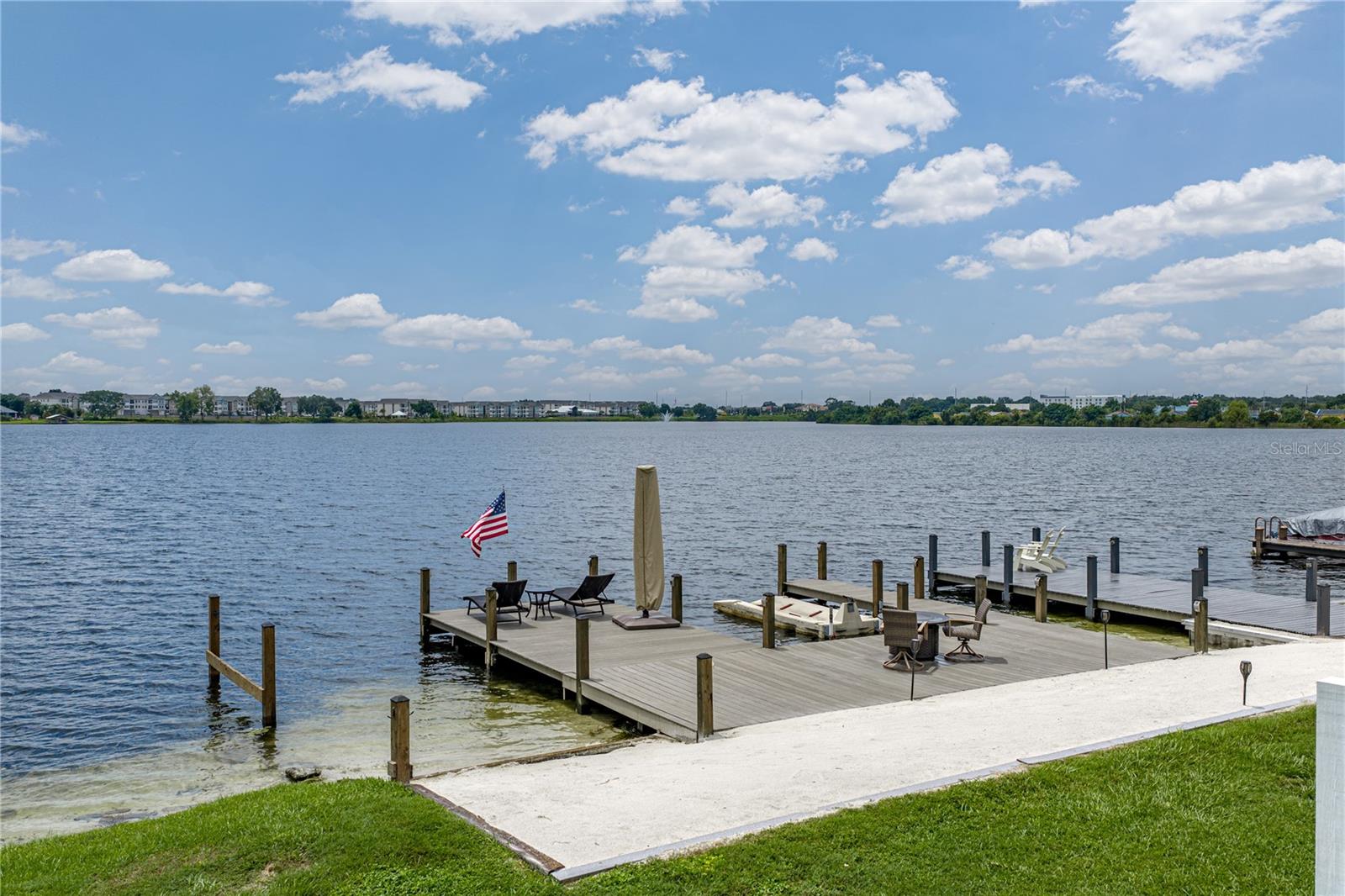 679 LAKE DEXTER CIR