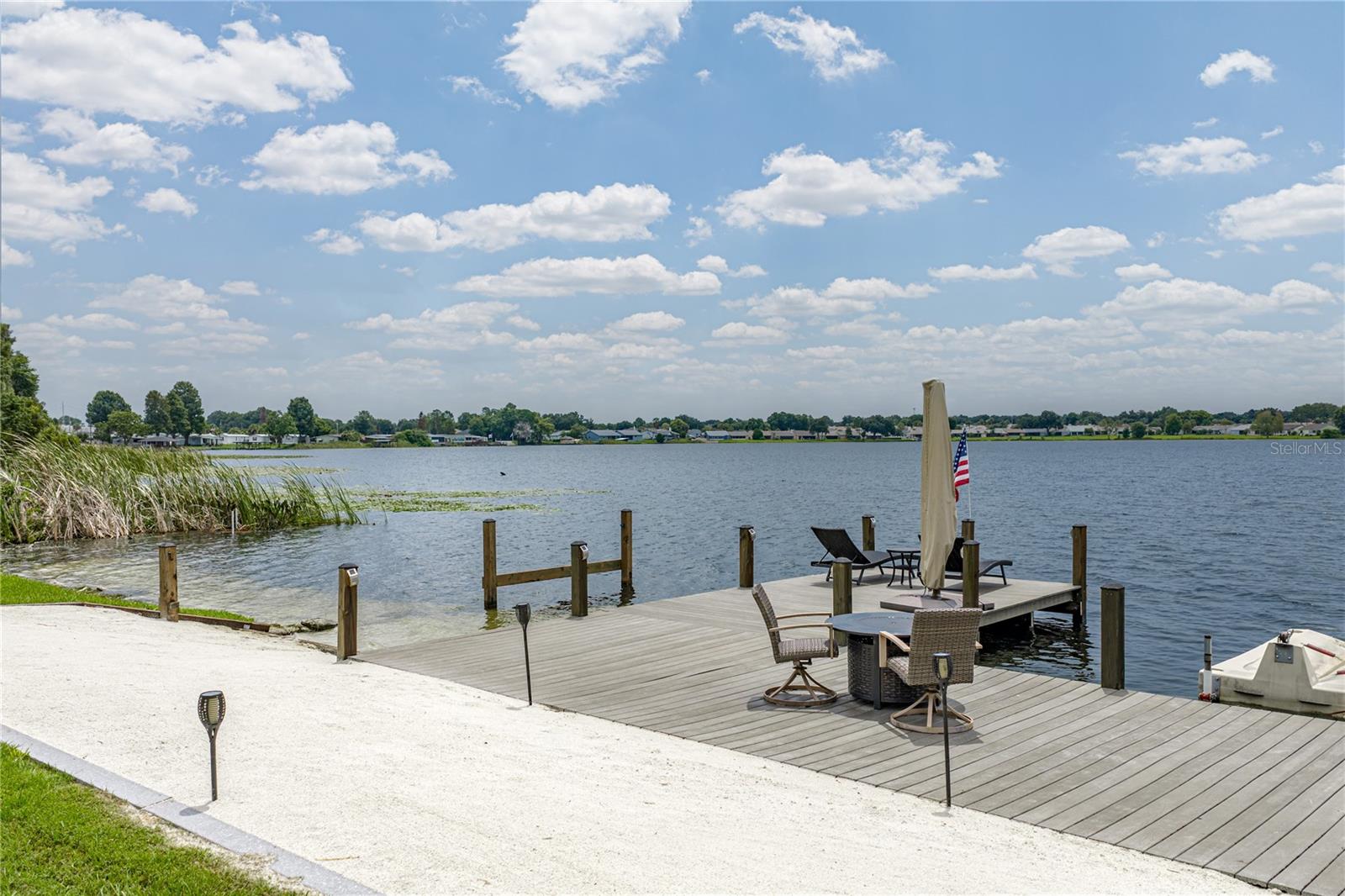 679 LAKE DEXTER CIR