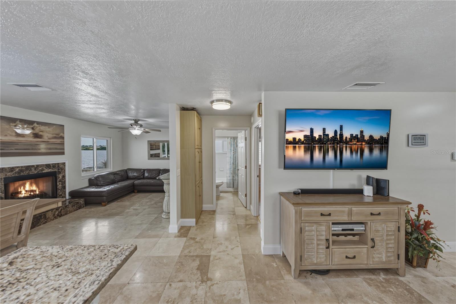 679 LAKE DEXTER CIR