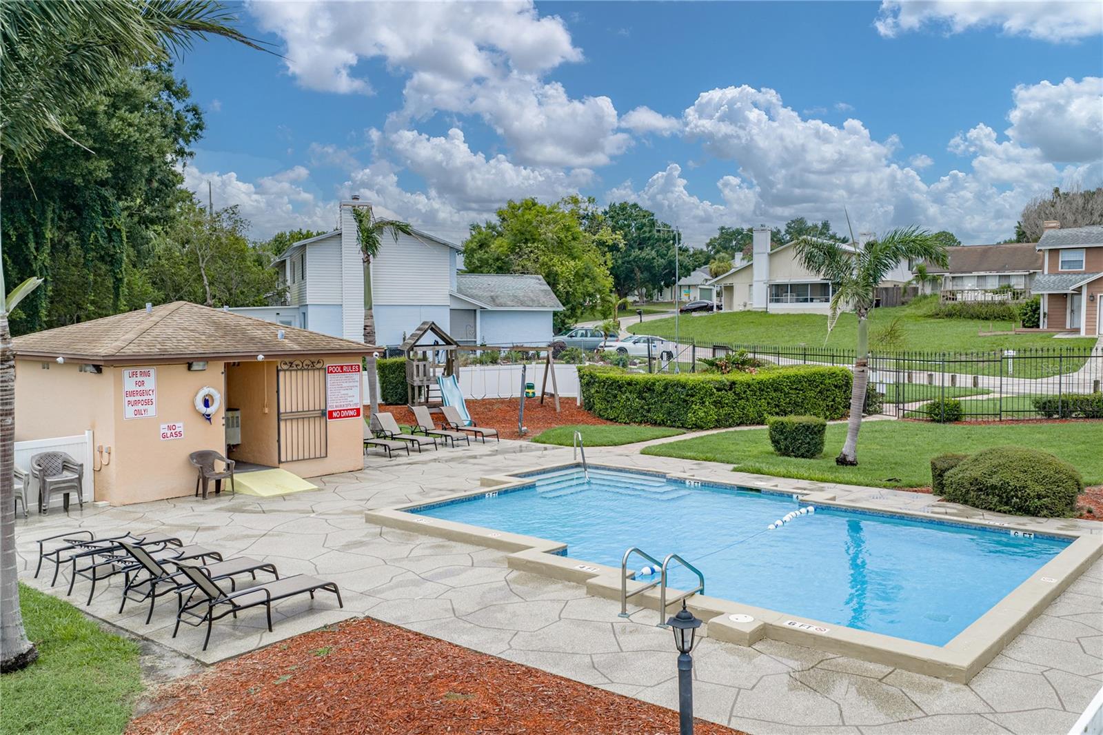 679 LAKE DEXTER CIR