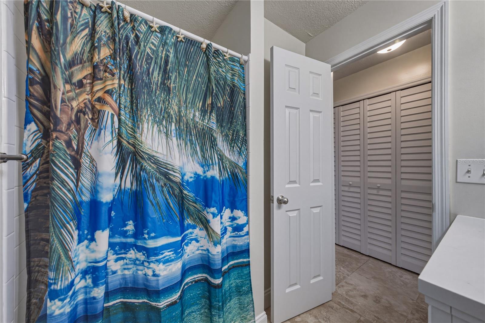 679 LAKE DEXTER CIR