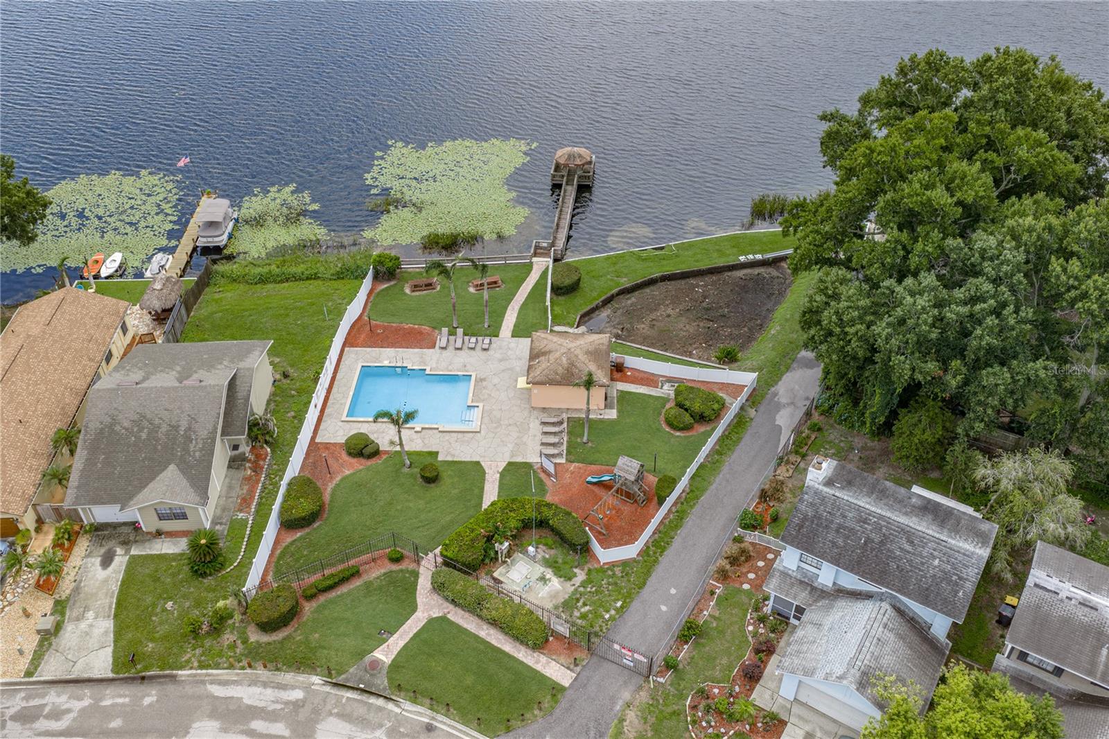 679 LAKE DEXTER CIR