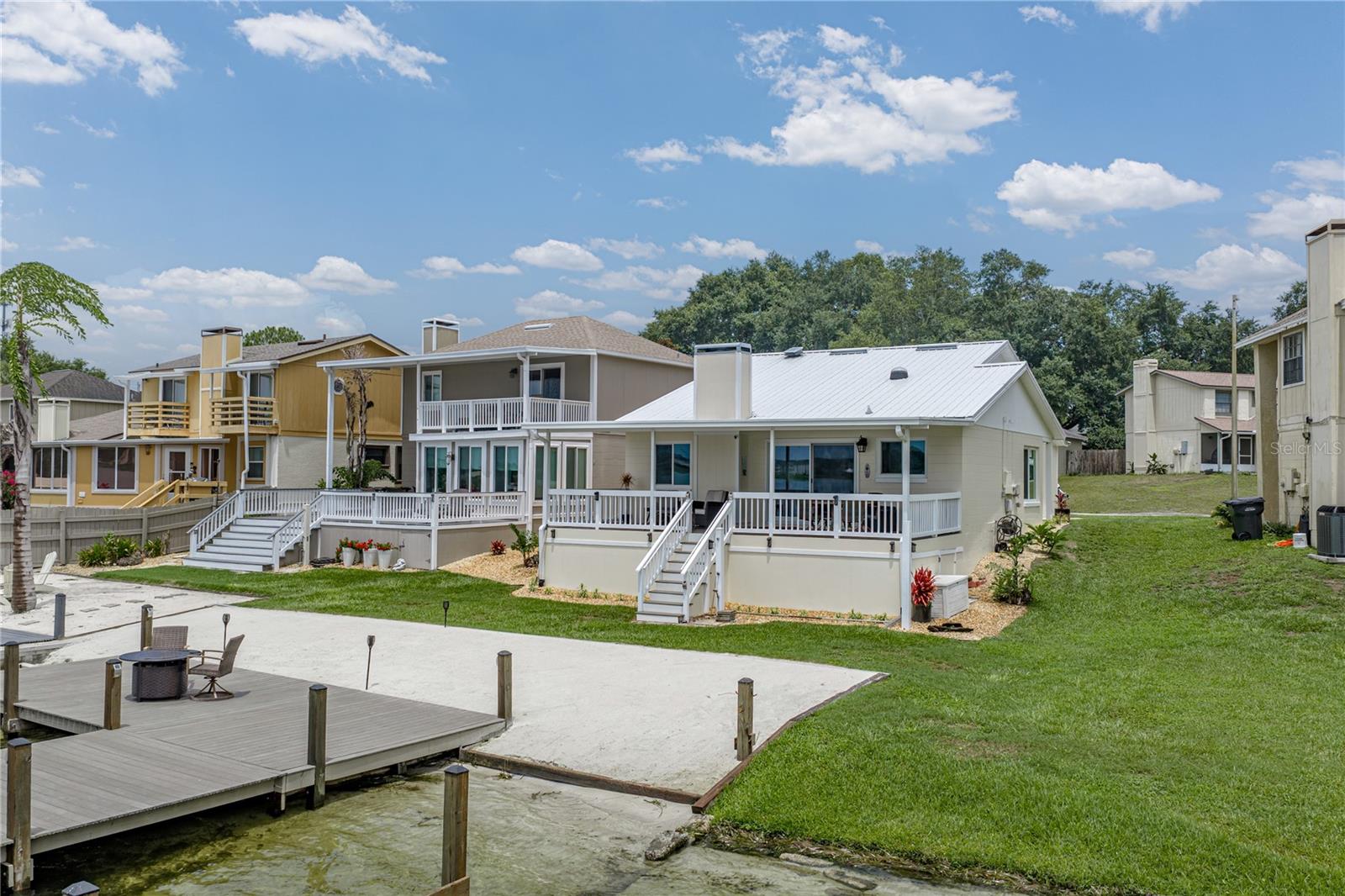 679 LAKE DEXTER CIR