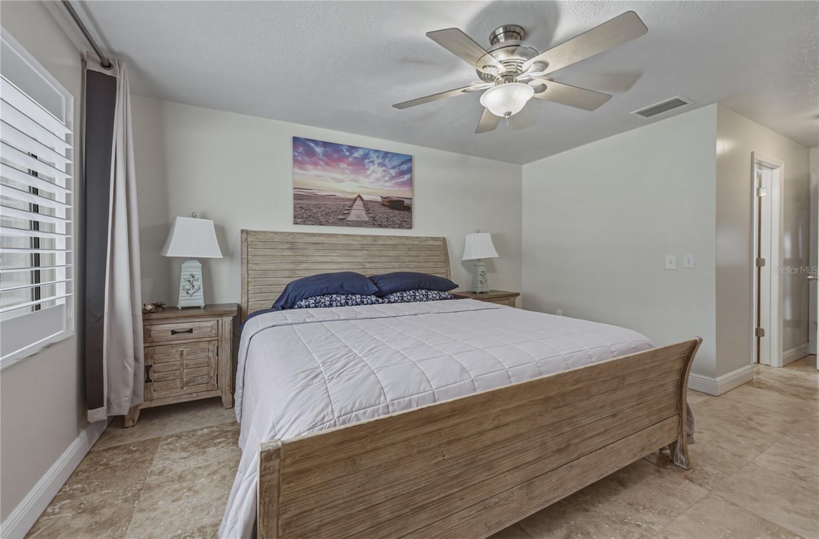 679 LAKE DEXTER CIR