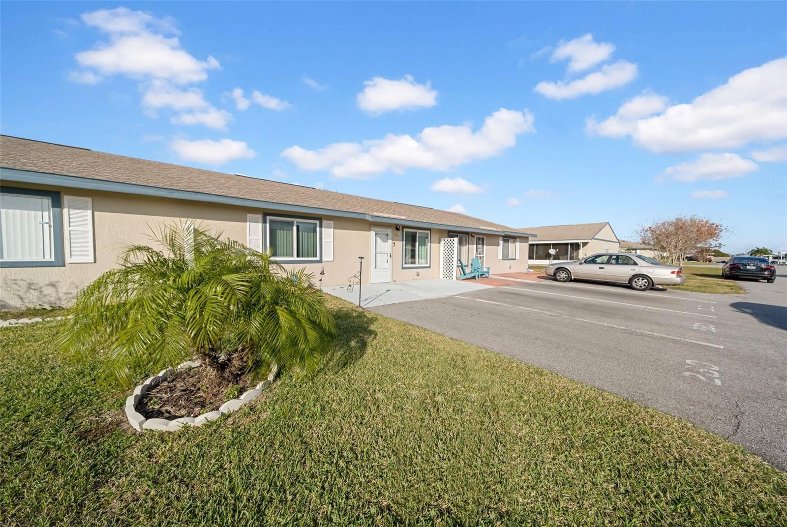 260 WINTER RIDGE BLVD #38