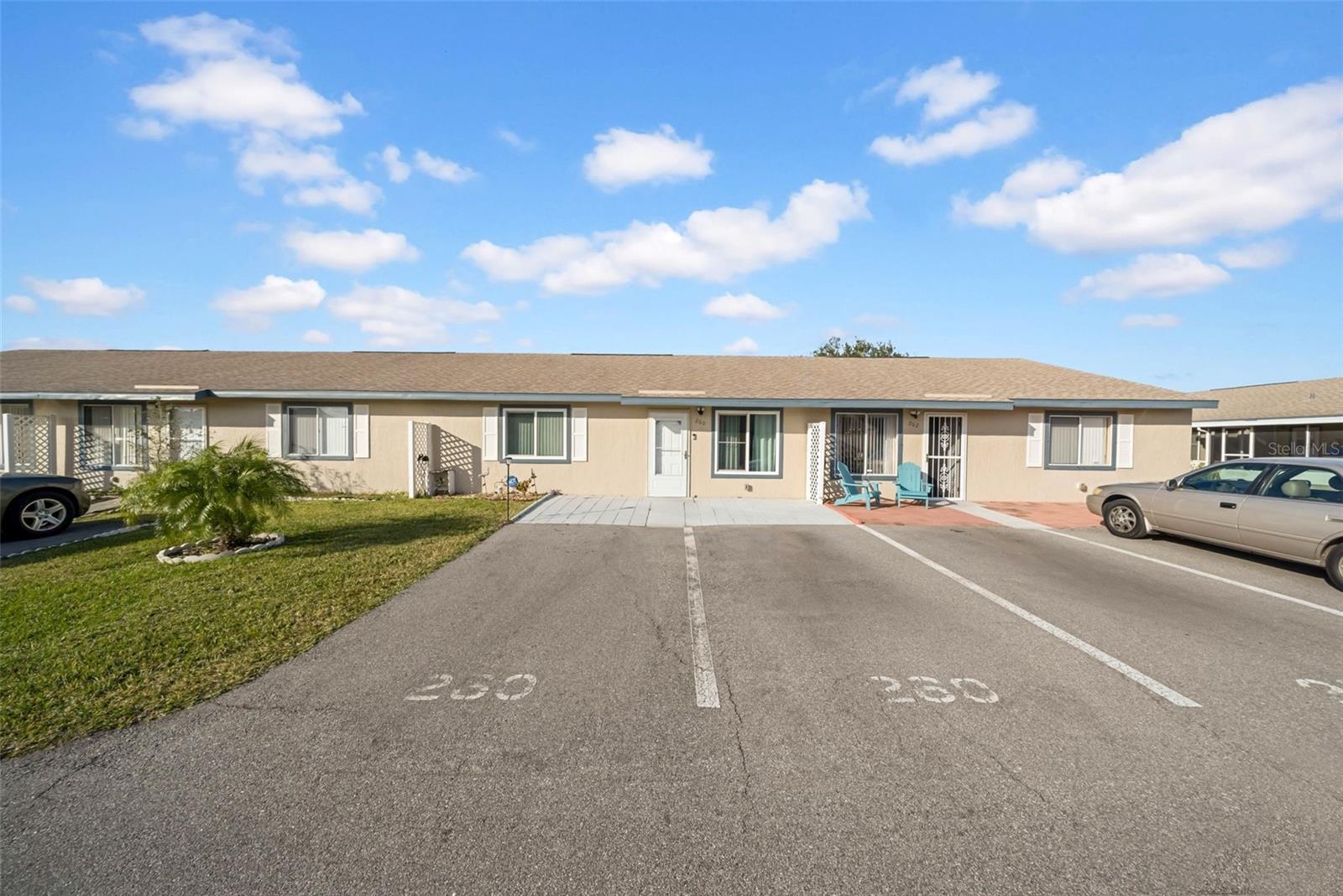 260 WINTER RIDGE BLVD #38