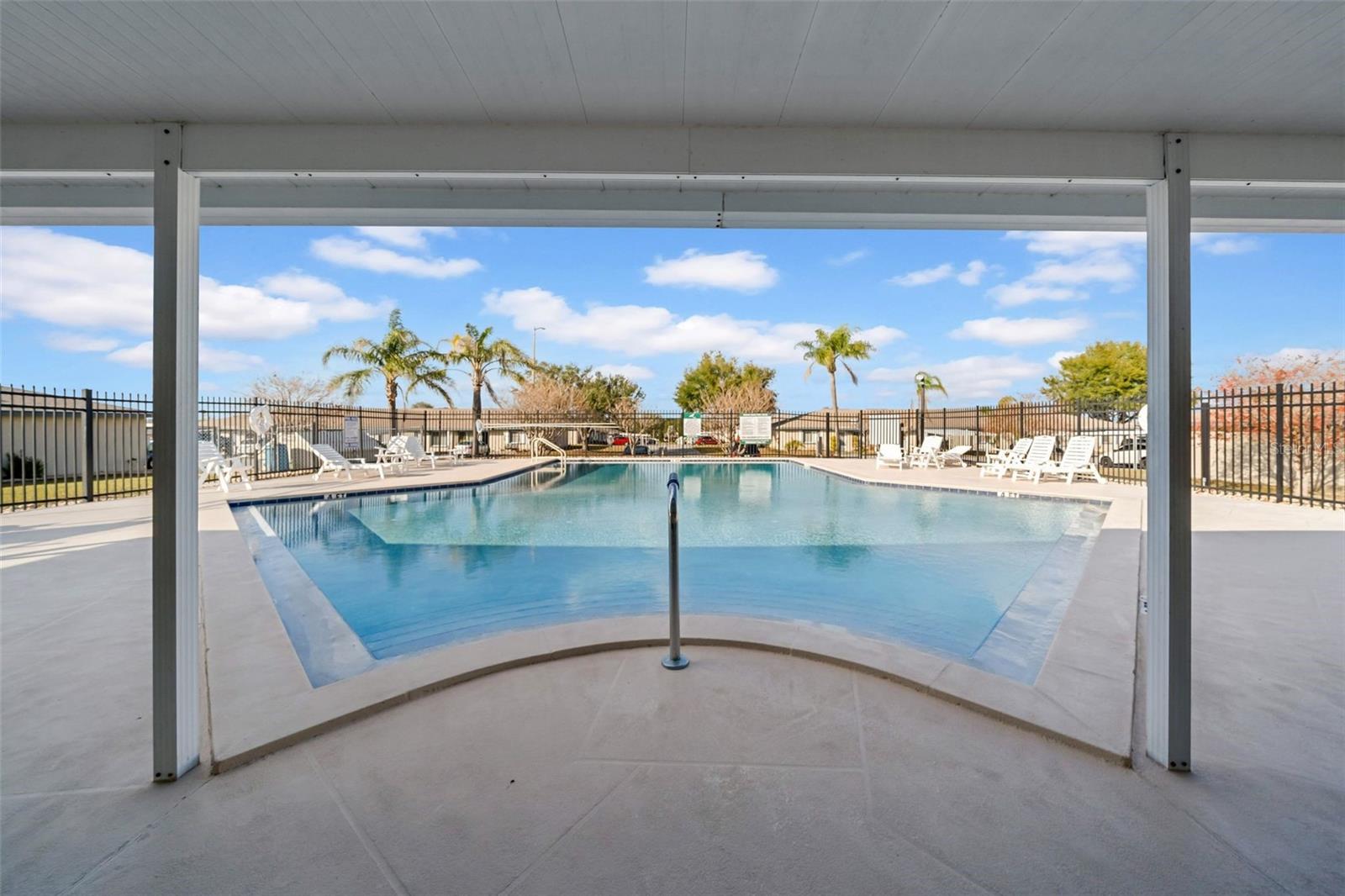 260 WINTER RIDGE BLVD #38