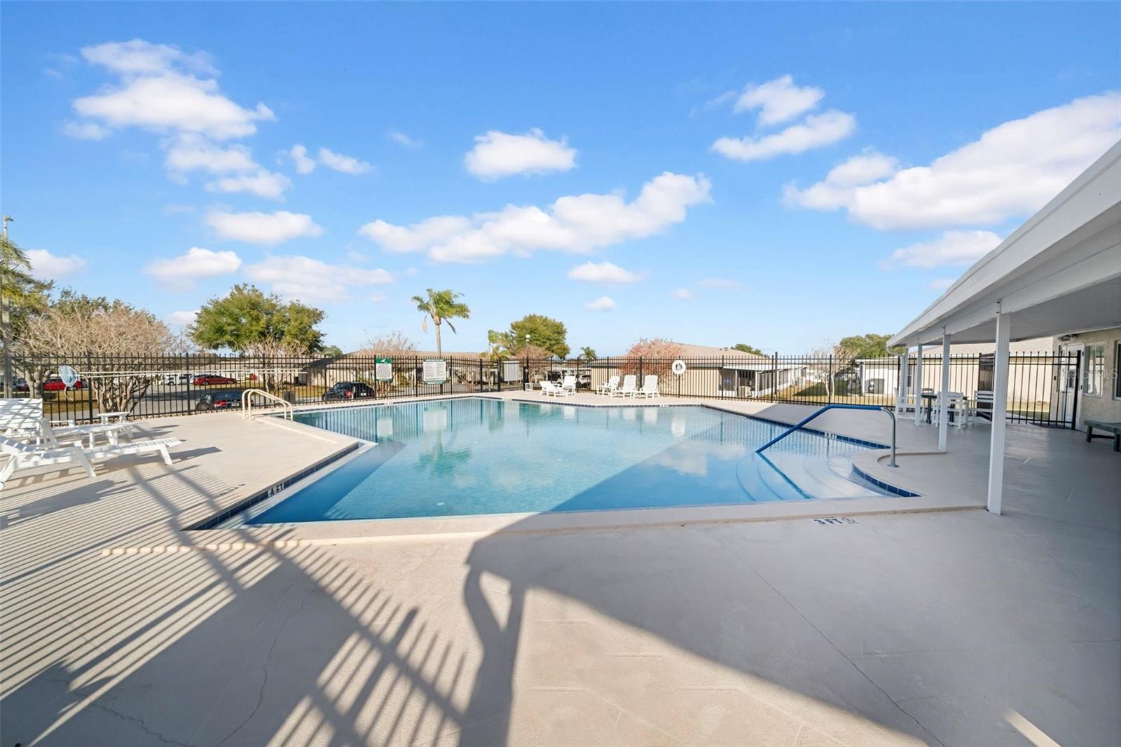 260 WINTER RIDGE BLVD #38