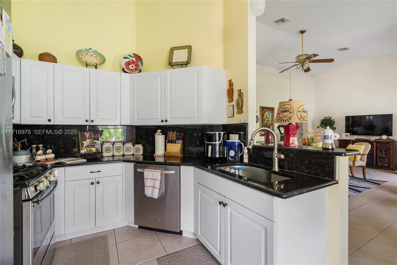 453 NW Lismore Lane, Port St. Lucie