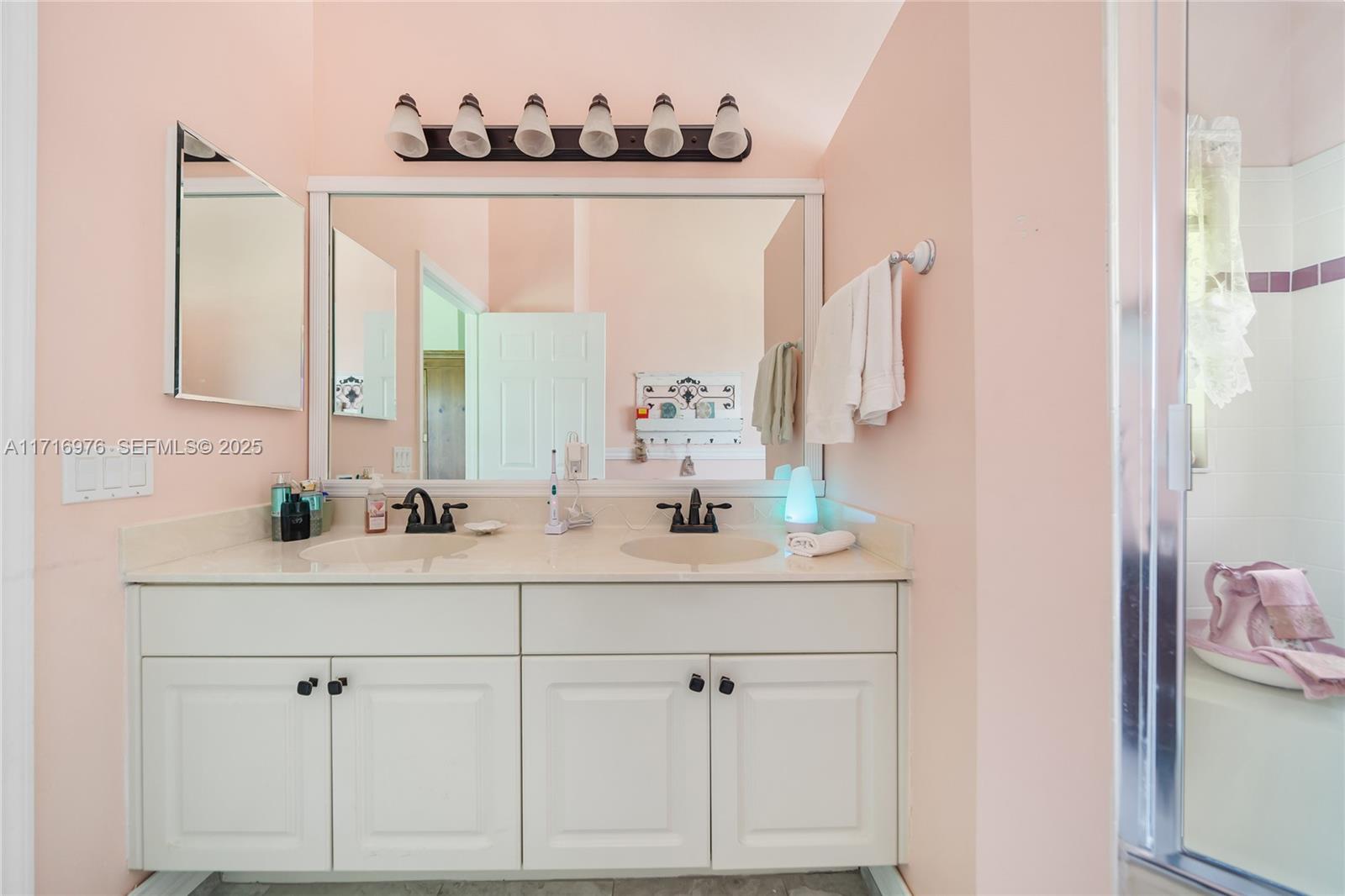 453 NW Lismore Lane, Port St. Lucie