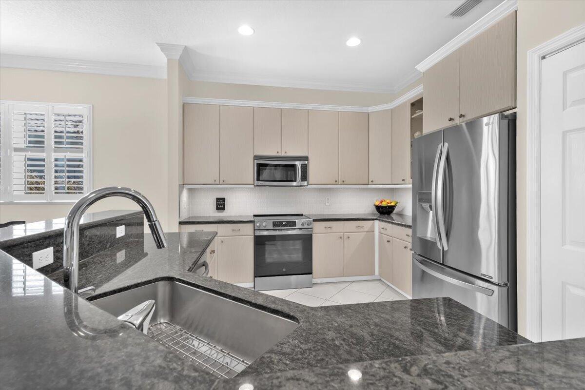 8332 Belfry Place, Port St. Lucie