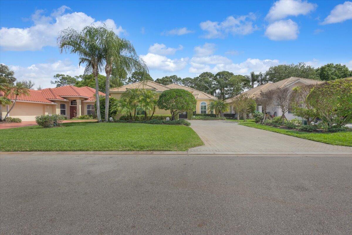 8332 Belfry Place, Port St. Lucie