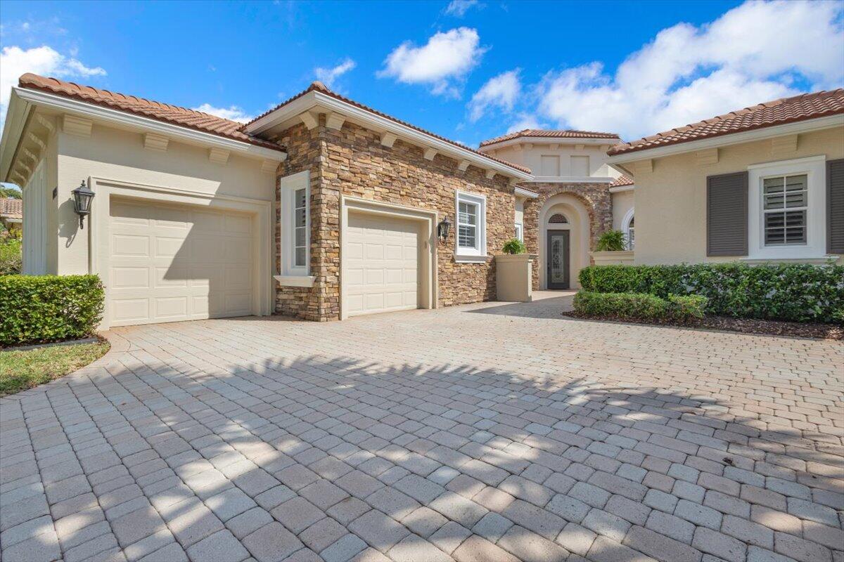 10095 SW Nuova Way, Port St. Lucie