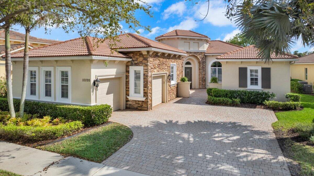 10095 SW Nuova Way, Port St. Lucie