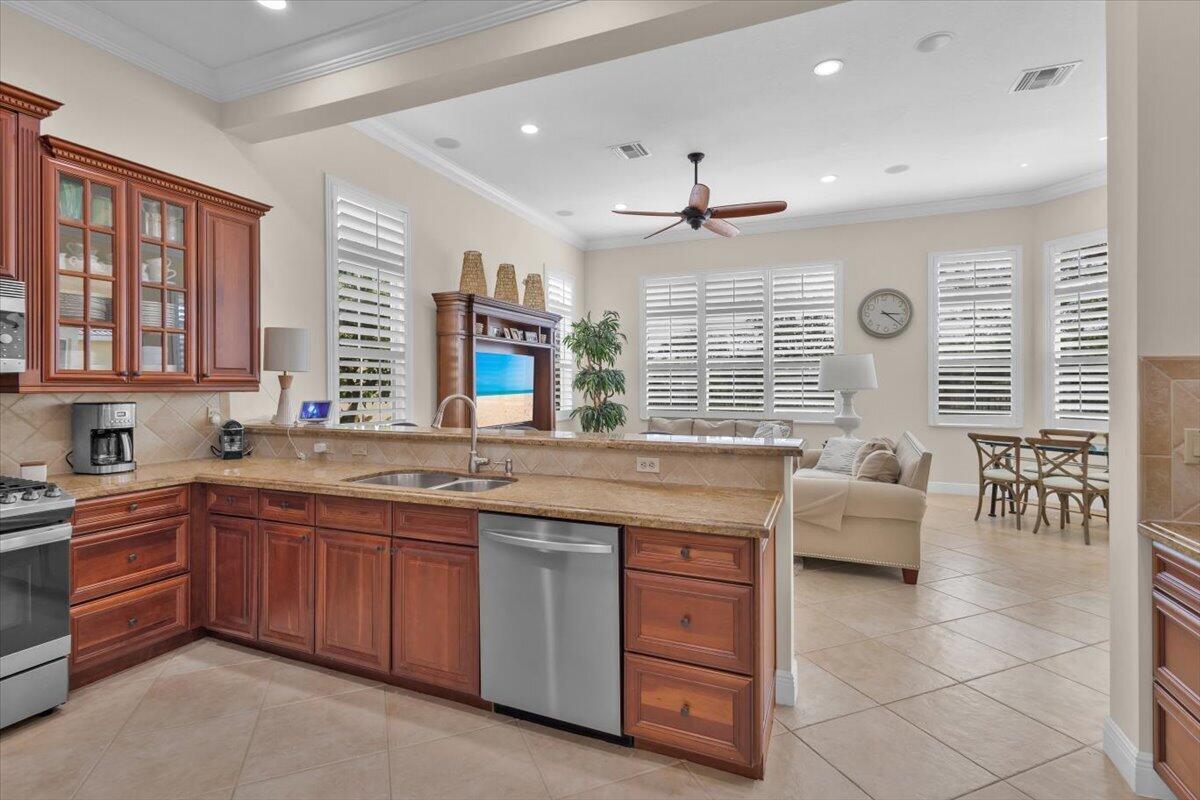 10095 SW Nuova Way, Port St. Lucie